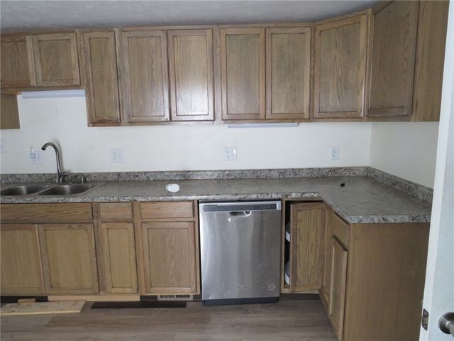 306 N 2nd St, West Newton, PA 15089