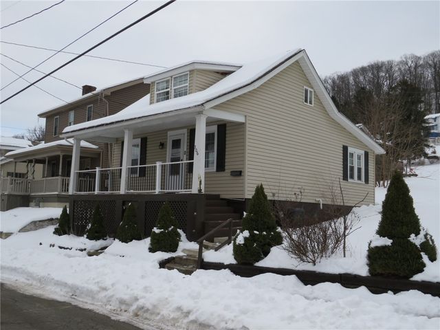 306 N 2nd St, West Newton, PA 15089