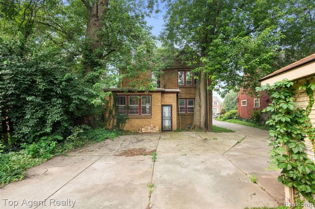 18642 Lancashire Street, Detroit, MI 48223