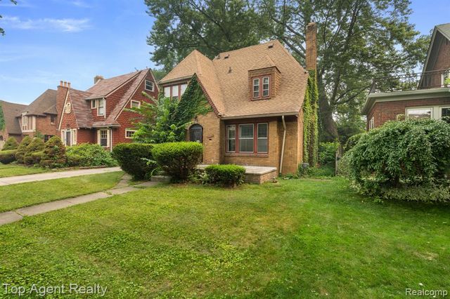 18642 Lancashire Street, Detroit, MI 48223