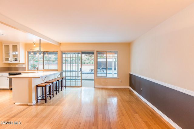 23132 Posada Drive, Santa Clarita, CA 91354