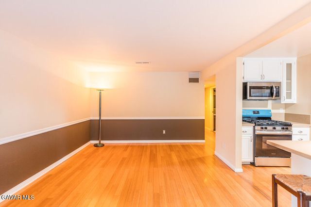 23132 Posada Drive, Santa Clarita, CA 91354