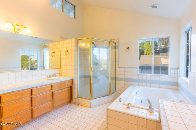 23132 Posada Drive, Santa Clarita, CA 91354