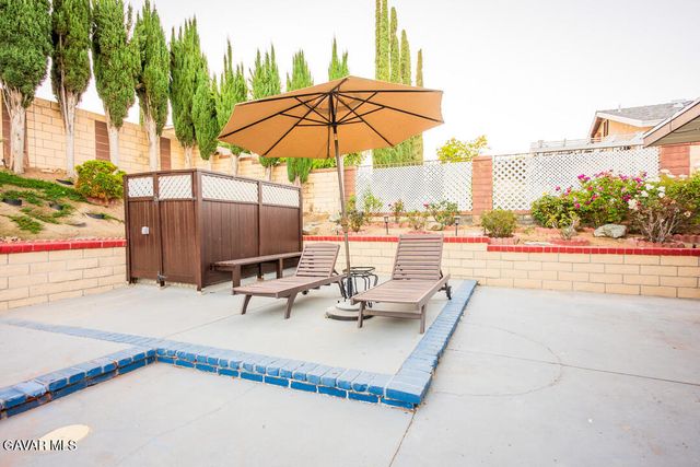 23132 Posada Drive, Santa Clarita, CA 91354