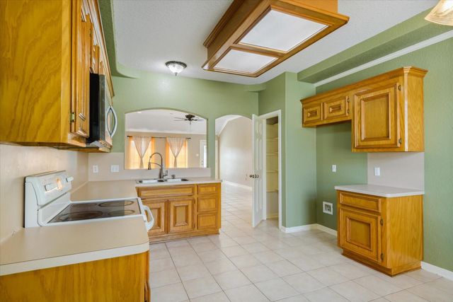 13331 Kaylee Lane, Santa Fe, TX 77510