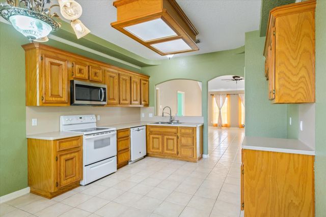 13331 Kaylee Lane, Santa Fe, TX 77510