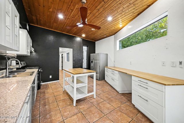 3443 N Tucson Boulevard, Tucson, AZ 85716