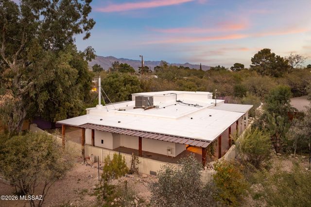 3443 N Tucson Boulevard, Tucson, AZ 85716