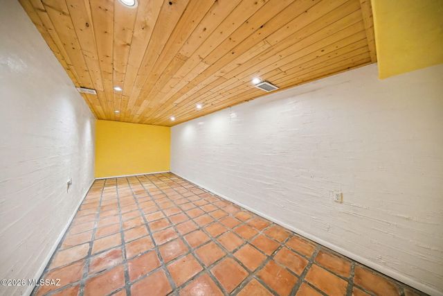 3443 N Tucson Boulevard, Tucson, AZ 85716