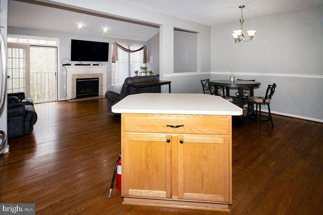 100 COLTS NECK DR, Sicklerville, NJ 08081