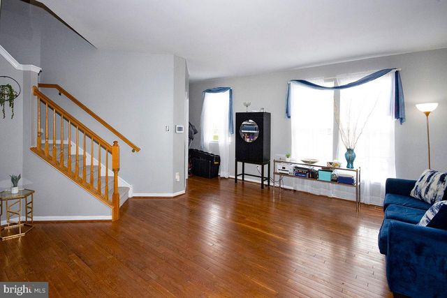 100 COLTS NECK DR, Sicklerville, NJ 08081