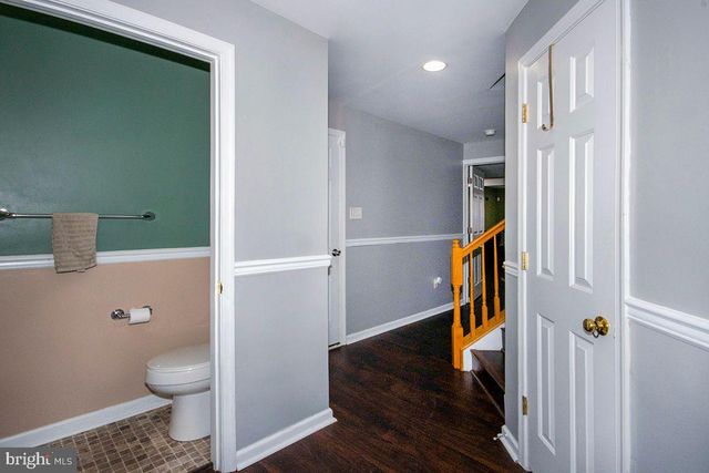 100 COLTS NECK DR, Sicklerville, NJ 08081