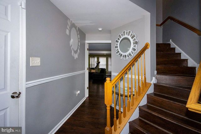 100 COLTS NECK DR, Sicklerville, NJ 08081