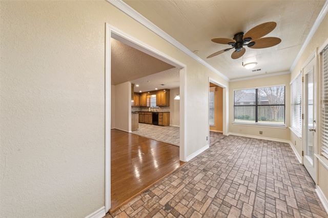 712 N Old Robinson Road, Robinson, TX 76706