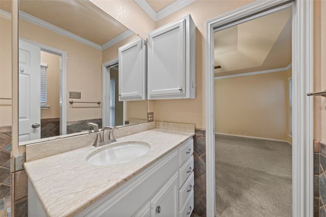 712 N Old Robinson Road, Robinson, TX 76706