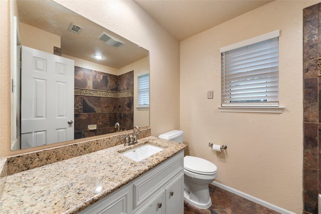 712 N Old Robinson Road, Robinson, TX 76706