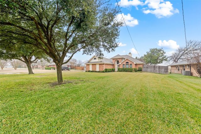 712 N Old Robinson Road, Robinson, TX 76706