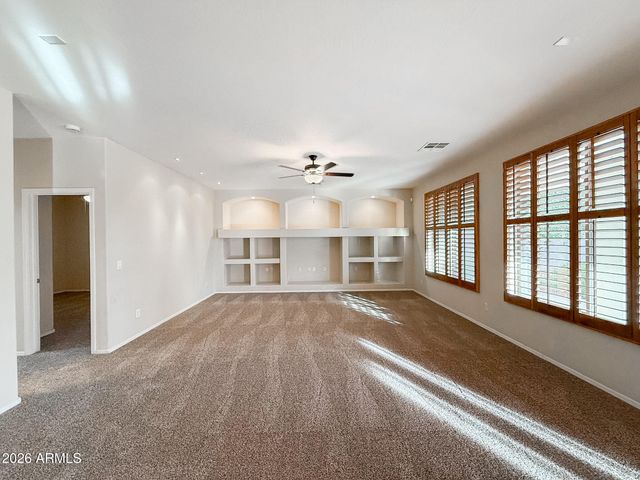 10445 W WINDSOR Avenue, Avondale, AZ 85392