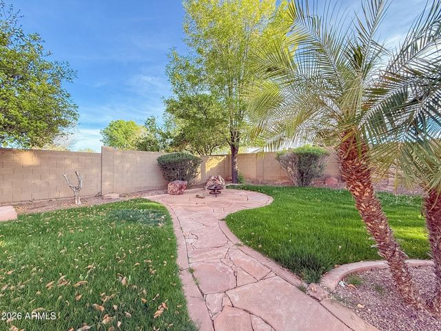 10445 W WINDSOR Avenue, Avondale, AZ 85392