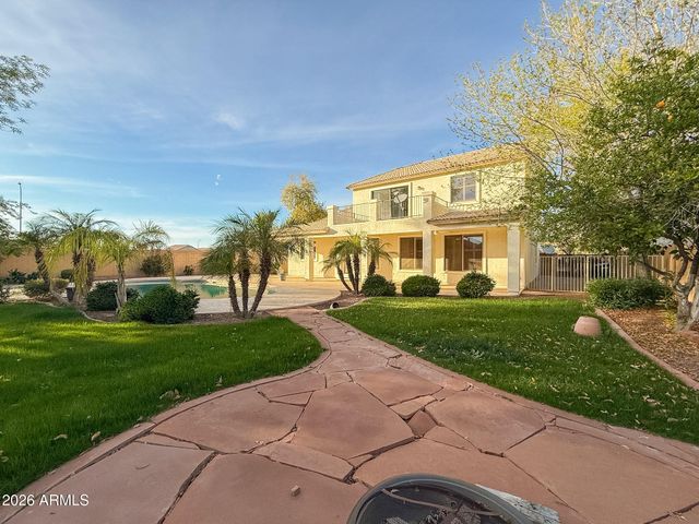 10445 W WINDSOR Avenue, Avondale, AZ 85392