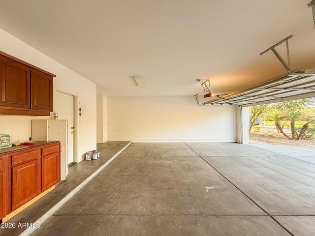 10445 W WINDSOR Avenue, Avondale, AZ 85392