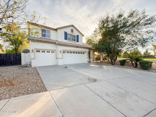 10445 W WINDSOR Avenue, Avondale, AZ 85392