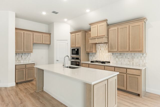 2808 Parkwood Circle, Denton, TX 76226