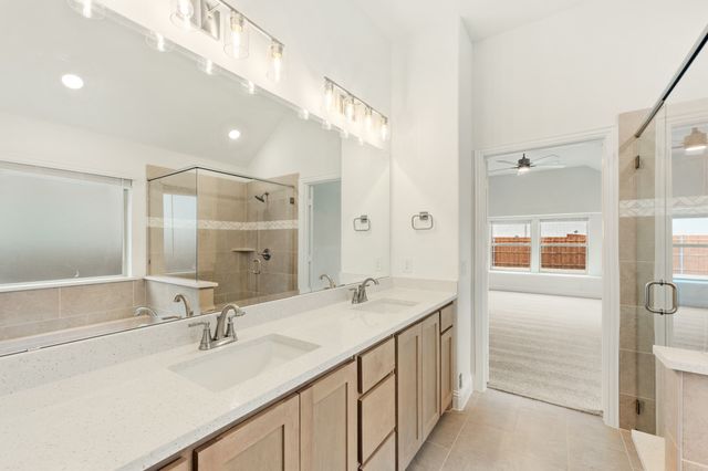 2808 Parkwood Circle, Denton, TX 76226