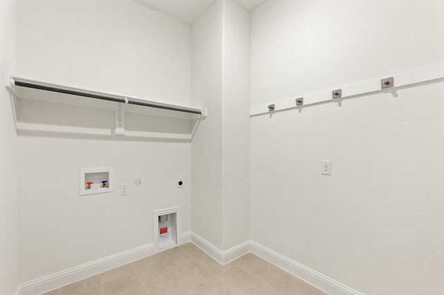 2808 Parkwood Circle, Denton, TX 76226