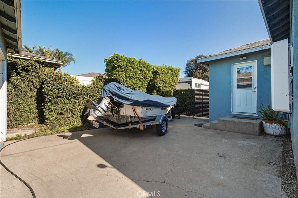 Image 15 of property listing at 4417 McNab Avenue, Lakewood, CA 90713
