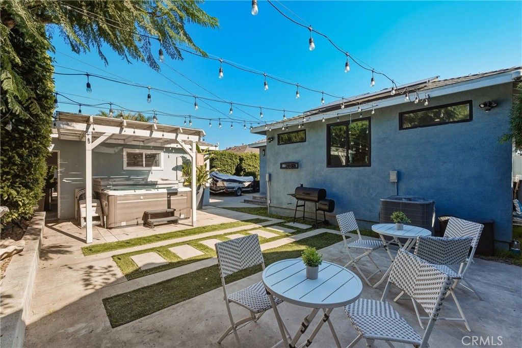 Image 18 of property listing at 4417 McNab Avenue, Lakewood, CA 90713