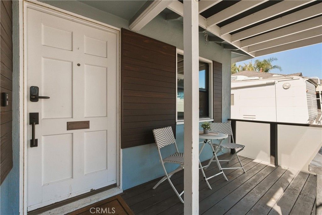 Image 4 of property listing at 4417 McNab Avenue, Lakewood, CA 90713