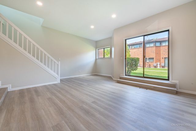 901 S Racine Avenue C, Chicago, IL 60607