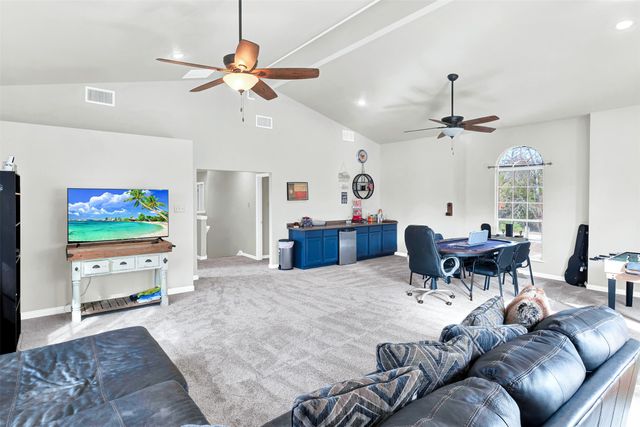 152 Valley View Court, Willow Park, TX 76087