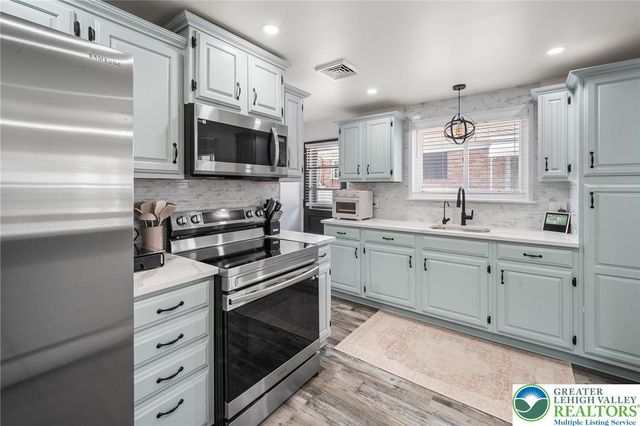 2518 West Elm Street, Allentown City, PA 18104