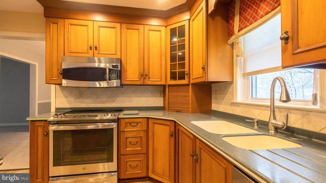 1755 COLONY DR, Reading, PA 19610