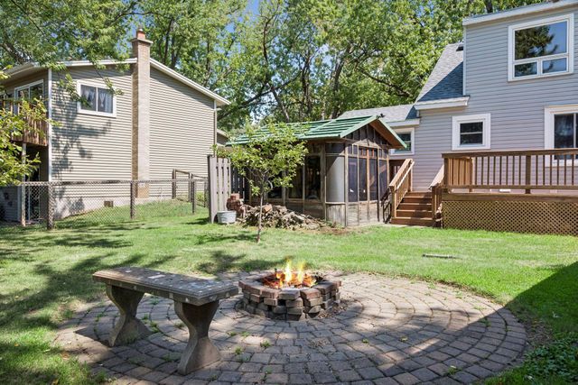 8570 Lincoln Street NE, Blaine, MN 55434