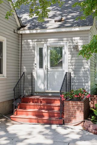 8570 Lincoln Street NE, Blaine, MN 55434