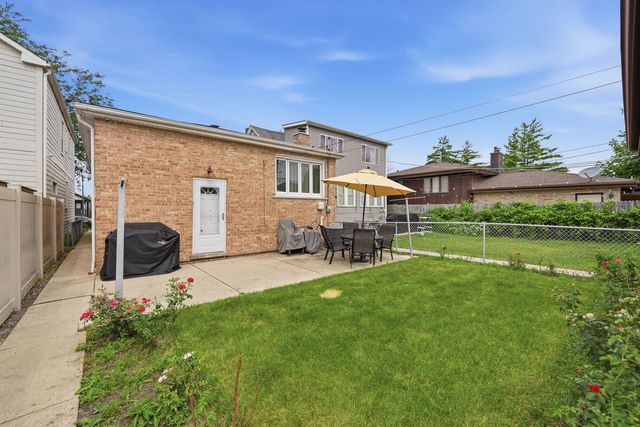 3349 N Osage Avenue, Chicago, IL 60634