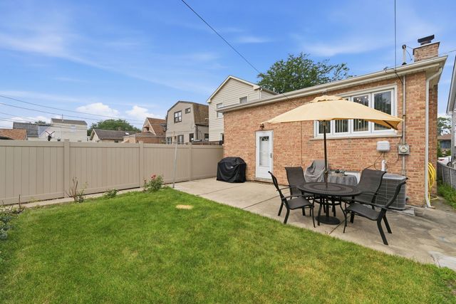 3349 N Osage Avenue, Chicago, IL 60634
