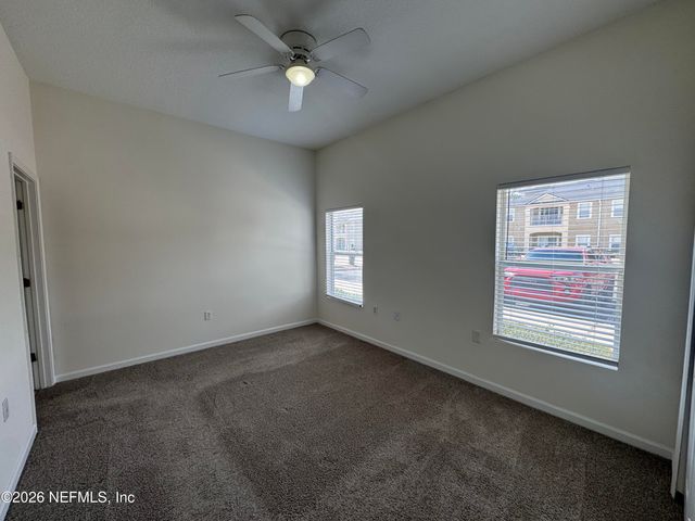 5151 PLAYPEN Drive 7-3, Jacksonville, FL 32210