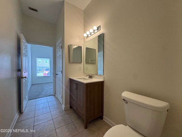 5151 PLAYPEN Drive 7-3, Jacksonville, FL 32210