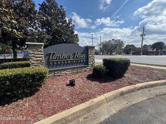 5151 PLAYPEN Drive 7-3, Jacksonville, FL 32210