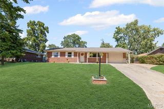 113 Churchill Drive, Belleville, IL 62223