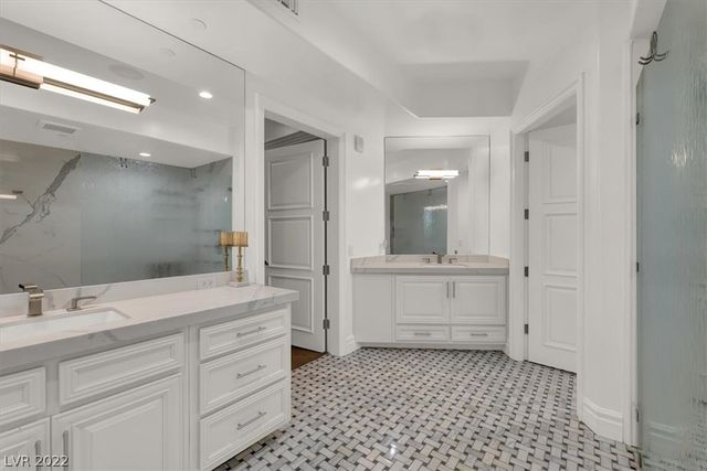 9101 Alta Drive 204, Las Vegas, NV 89145