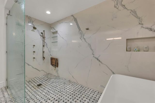 9101 Alta Drive 204, Las Vegas, NV 89145