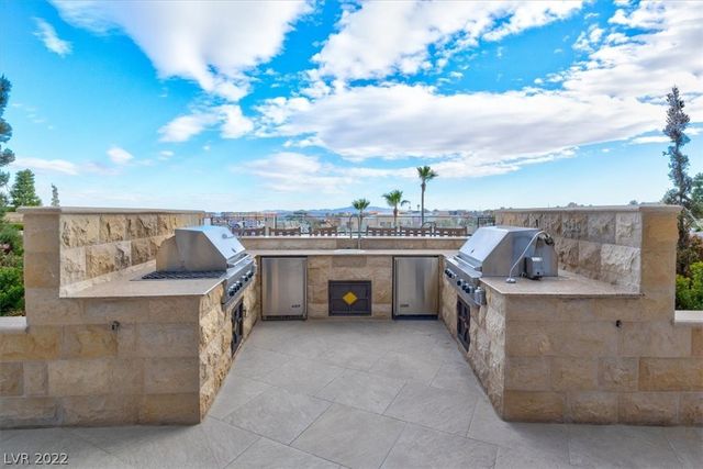 9101 Alta Drive 204, Las Vegas, NV 89145