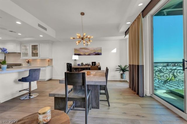 9101 Alta Drive 204, Las Vegas, NV 89145