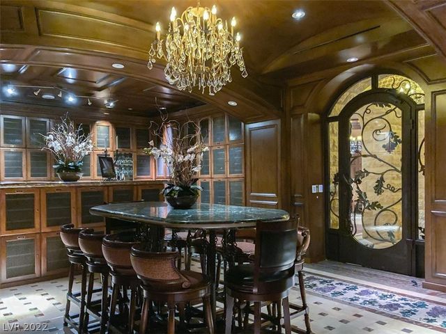 9101 Alta Drive 204, Las Vegas, NV 89145