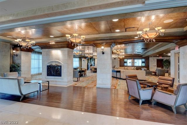 9101 Alta Drive 204, Las Vegas, NV 89145